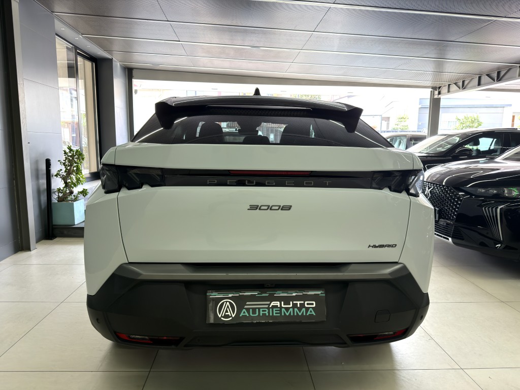 PEUGEOT 3008 1200 HYBRID 145 CV GT